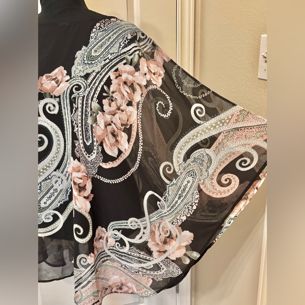 Bob Mackie 3X Black Sheer Rose Paisley Poncho Kimono topper pink floral flutter - Picture 5 of 14